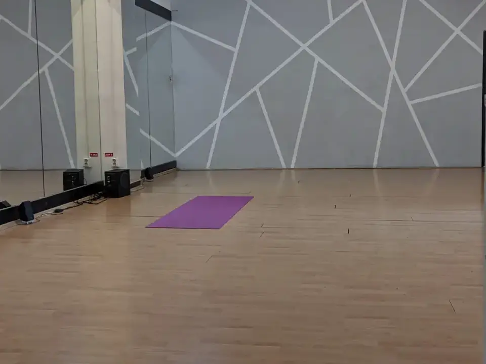 Inchiriez sala repetitii dans, teatru, yoga, arte martiale Bucuresti Unirii principala